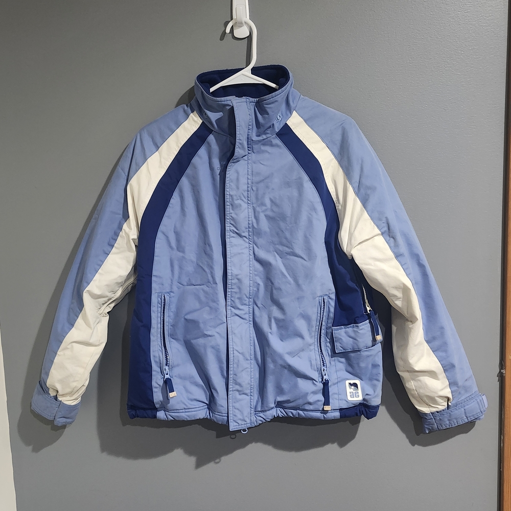 American Eagle Outfitters Vintage Light Blue and White Winter Jacket Size Medium